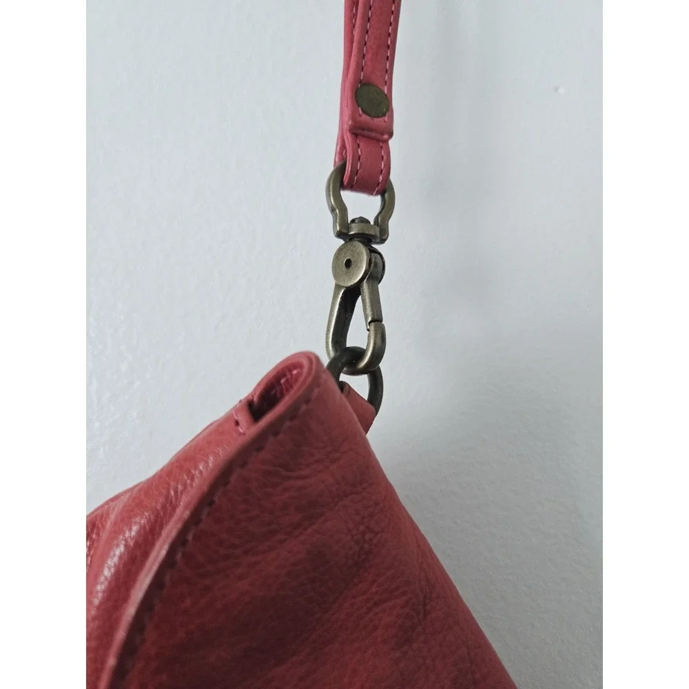 OdiLynch Vintage Dublin Red Leather Wristlet‎ Bag